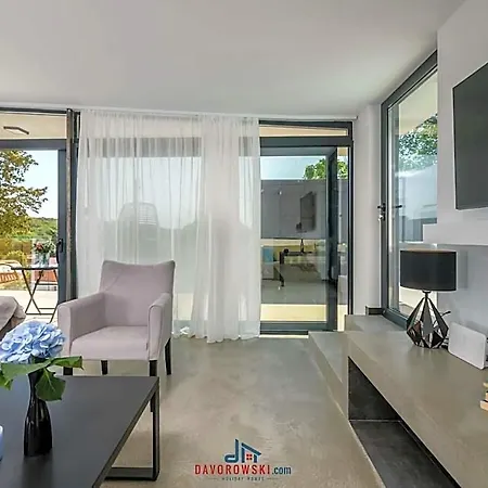 Barmel Ii 3*